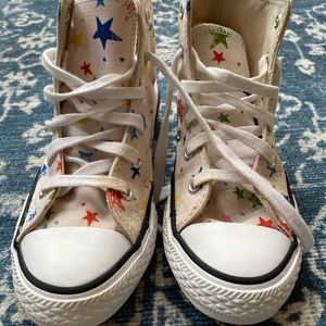 Kids Size 13 Converse Chuck Taylor All-Stars